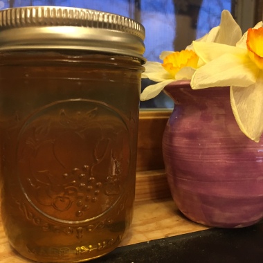 dandelion jelly jar